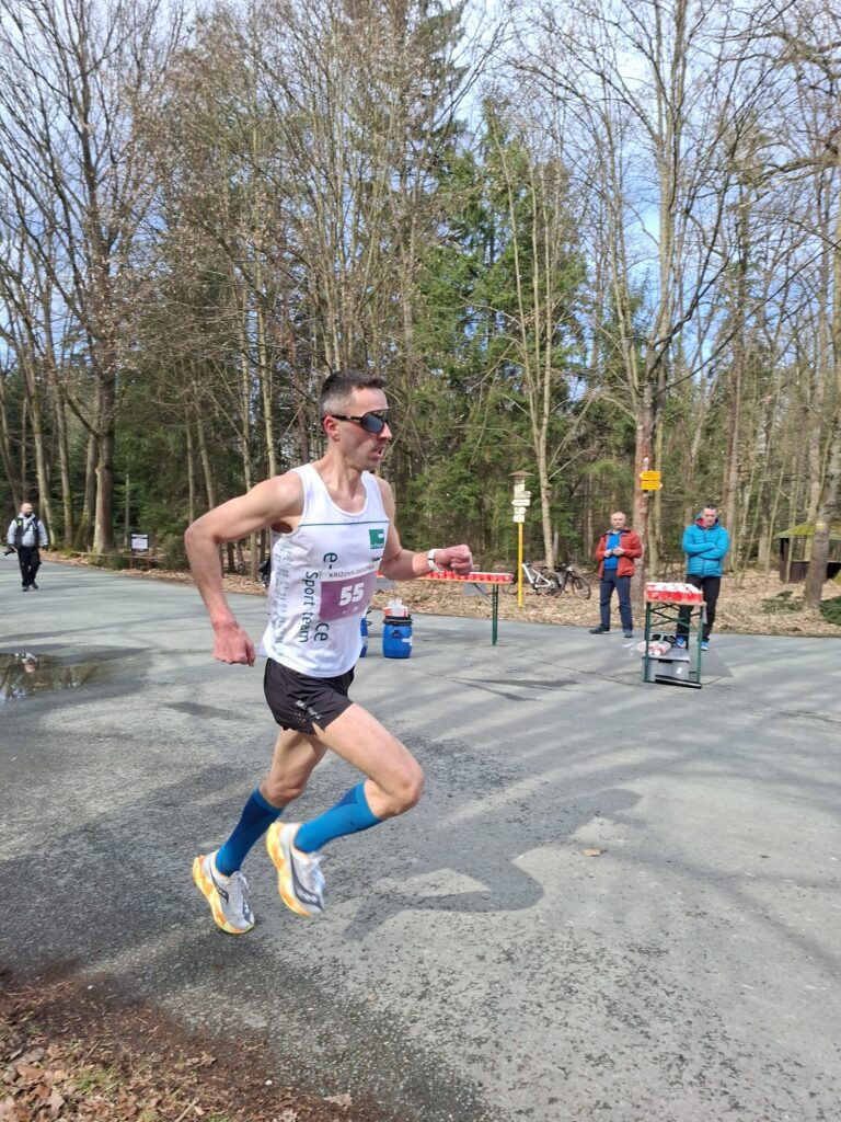 E-Finance Sport Team na startu Křížové desítky, jednoho z největších běžeckých závodů svého druhu v kraji!